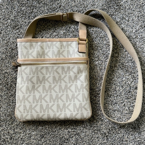 MICHAEL Michael Kors Handbags - Michael Kors crossbody bag